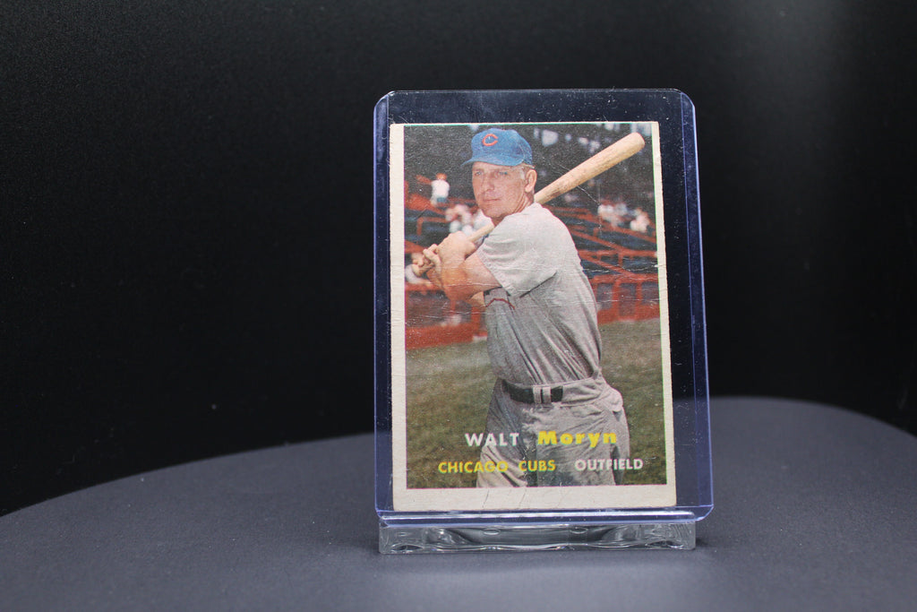 1957 Topps Walt Moryn #16