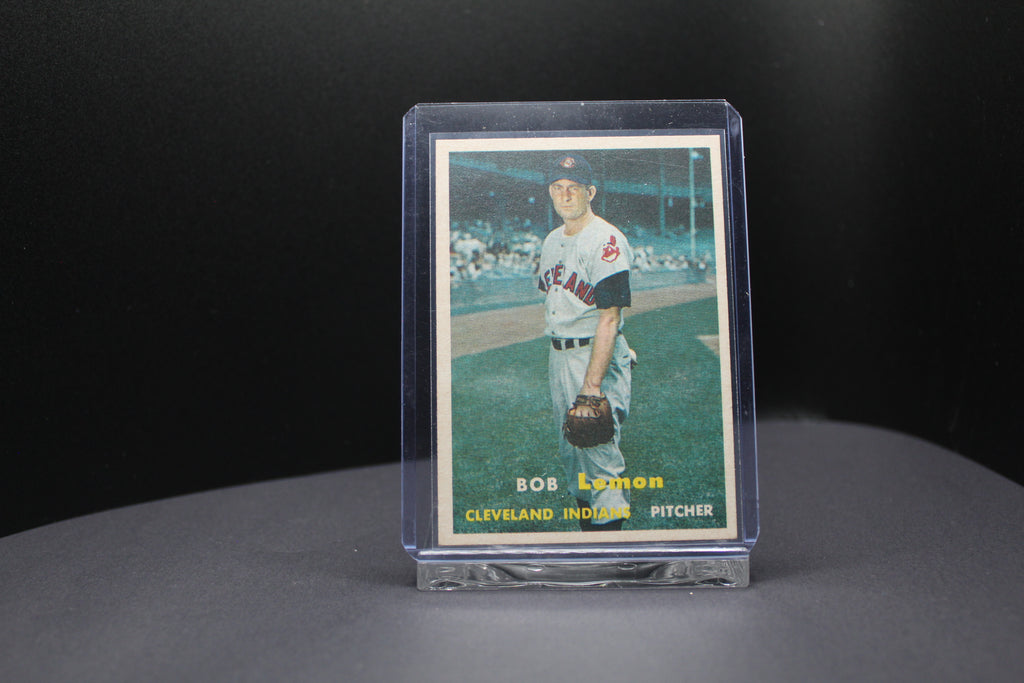 1957 Topps Bob Lemon #120