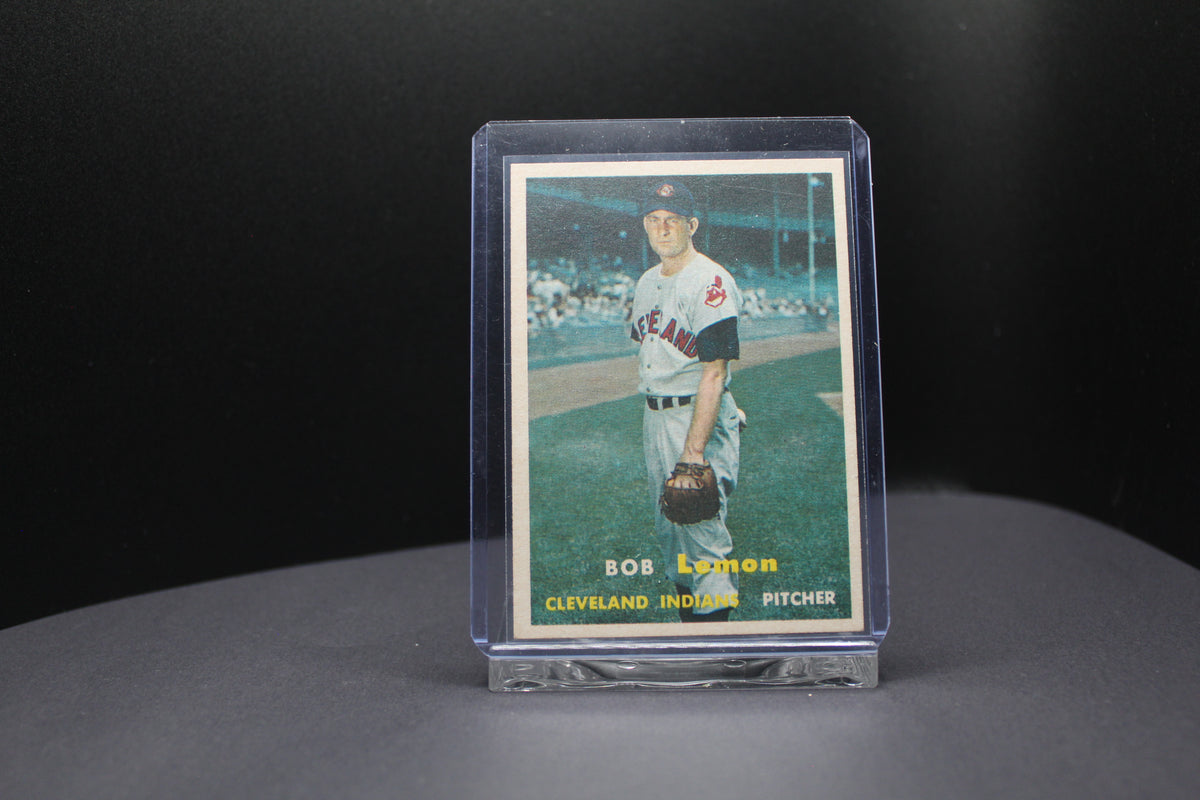 1957 Topps Bob Lemon #120