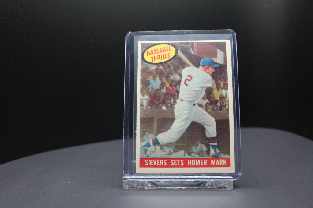 1959 Topps Roy Sievers #465 - Sievers Sets Homer Mark